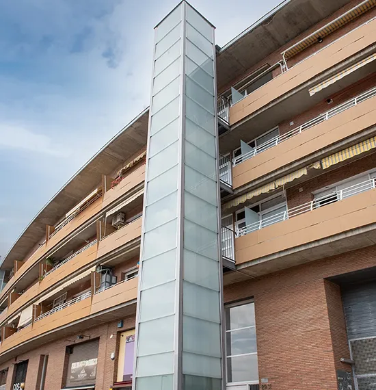 ayudas-instalar-ascensor