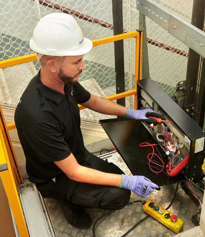 coste-mantener-ascensor